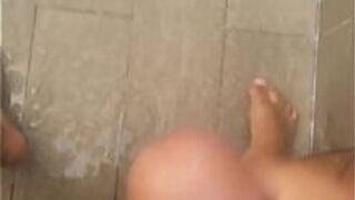 милый член кончает - порно видео