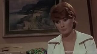 Эдвиг Фенек шпионила за (Учитель учит дома) - порно видео