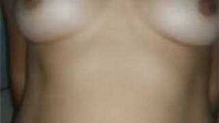 Как богато эта собака катается, как богиня - порно видео