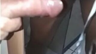 Черный человек в: Наслаждаясь жизнью - порно видео