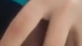 Зудящая киска нуждается в парне, чтобы заниматься с ней любовью день и ночь - порно видео