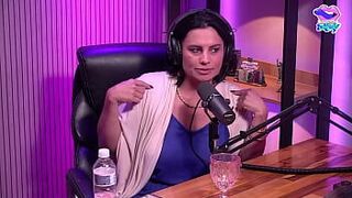 Он очень сильно ударил Марсию - порно видео